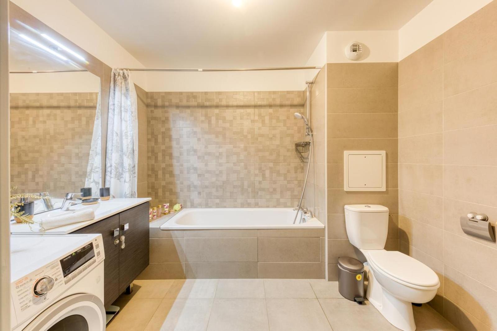 Charmant Appartement De Haut Standing Proche Du Centre-Ville อัลฟอร์วิลล์ ภายนอก รูปภาพ